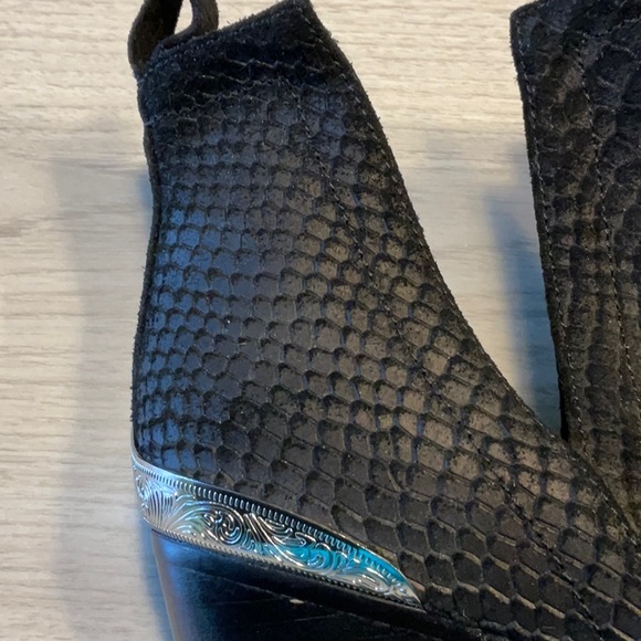 Jeffrey Campbell Cromwell Western Black Suede Snakeskin Leather Booties-Size 7.5 - Picture 5 of 16